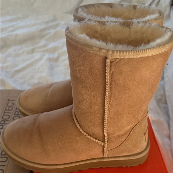 UGG Tan Winter Boots - Picture 3 of 6